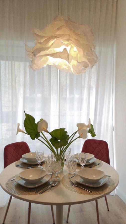 So Fine Petruzzelli Flat Apartment Bari Exterior foto